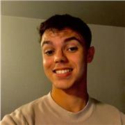 Actuellement étudiant en 4ème année à l'INSA de Rennes en informatique, je cherche à partager mon savoir en maths/informatique